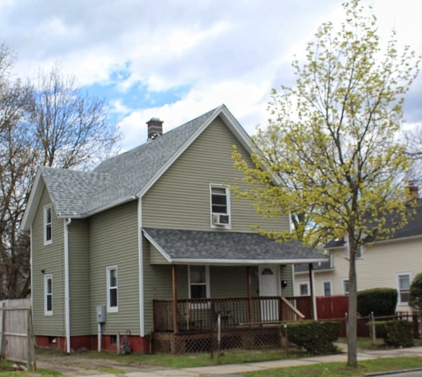 25 Reed Street Springfield, MA 01109 - Photo 3 of 11 Gallery Image 3