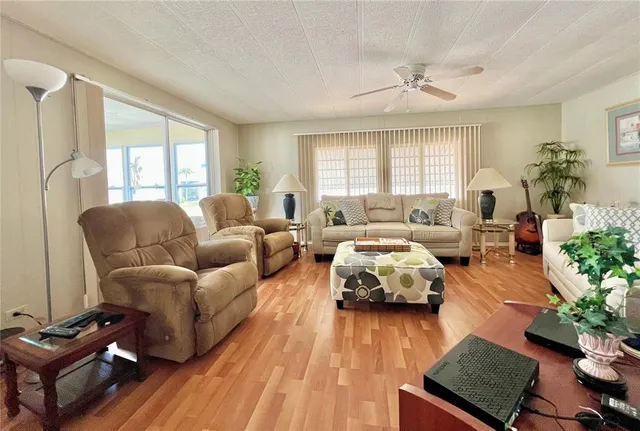 $157,500 | 1100 South Belcher Road, Unit 723, Largo, FL 33771