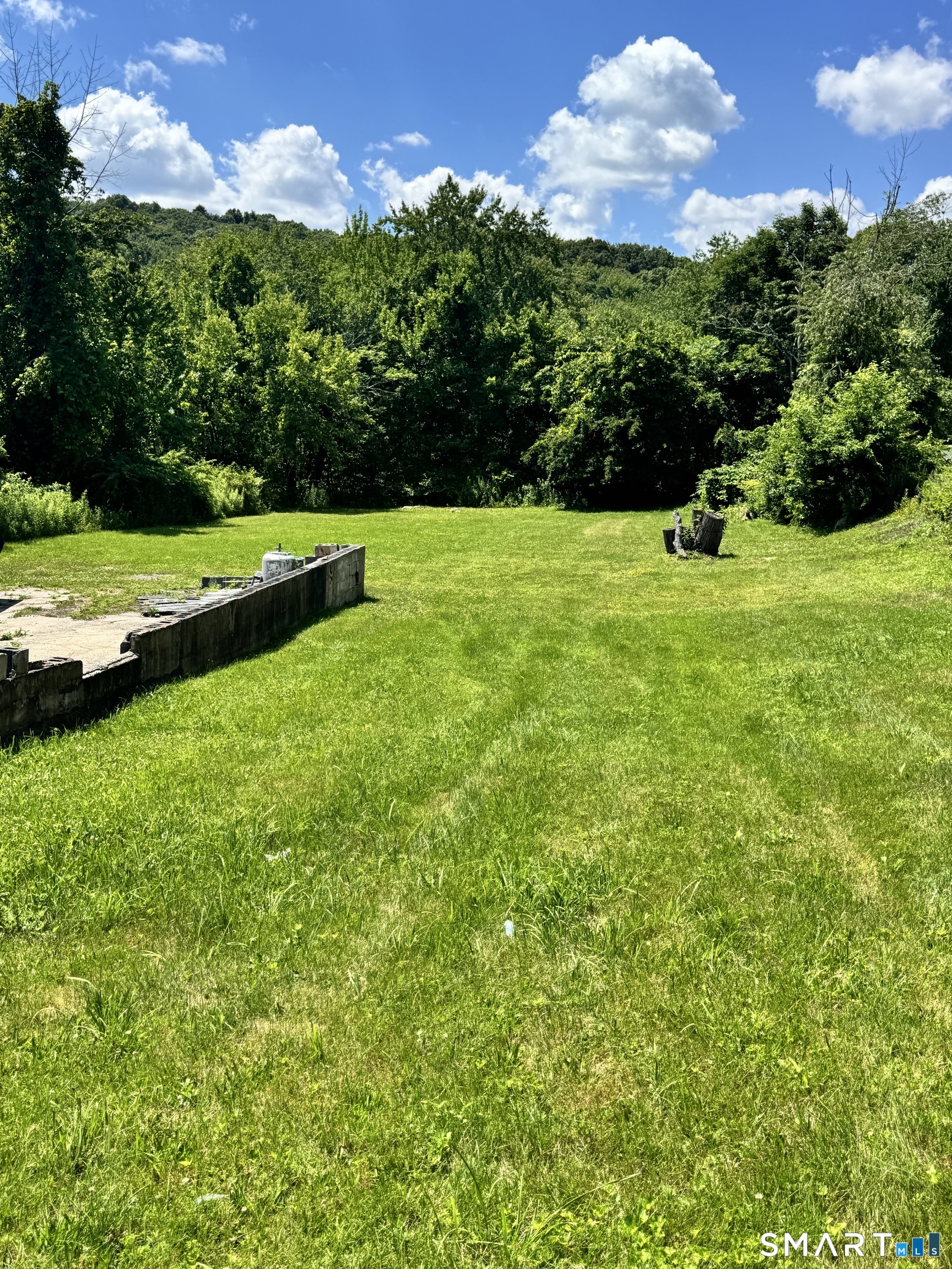 405 Wolcott Road Wolcott, CT 06716 - Photo 22 of 22