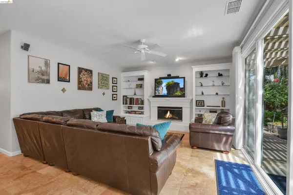 $1,025,000 | 675 Devonshire Loop, Brentwood, CA 94513