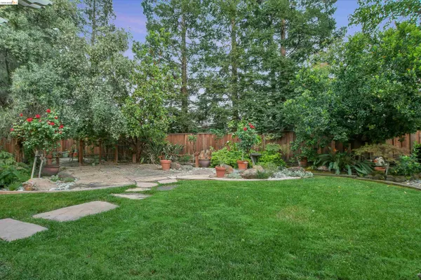 $1,025,000 | 675 Devonshire Loop, Brentwood, CA 94513