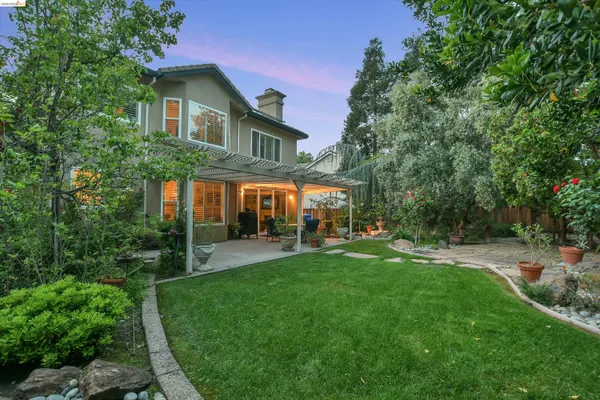 $1,025,000 | 675 Devonshire Loop, Brentwood, CA 94513