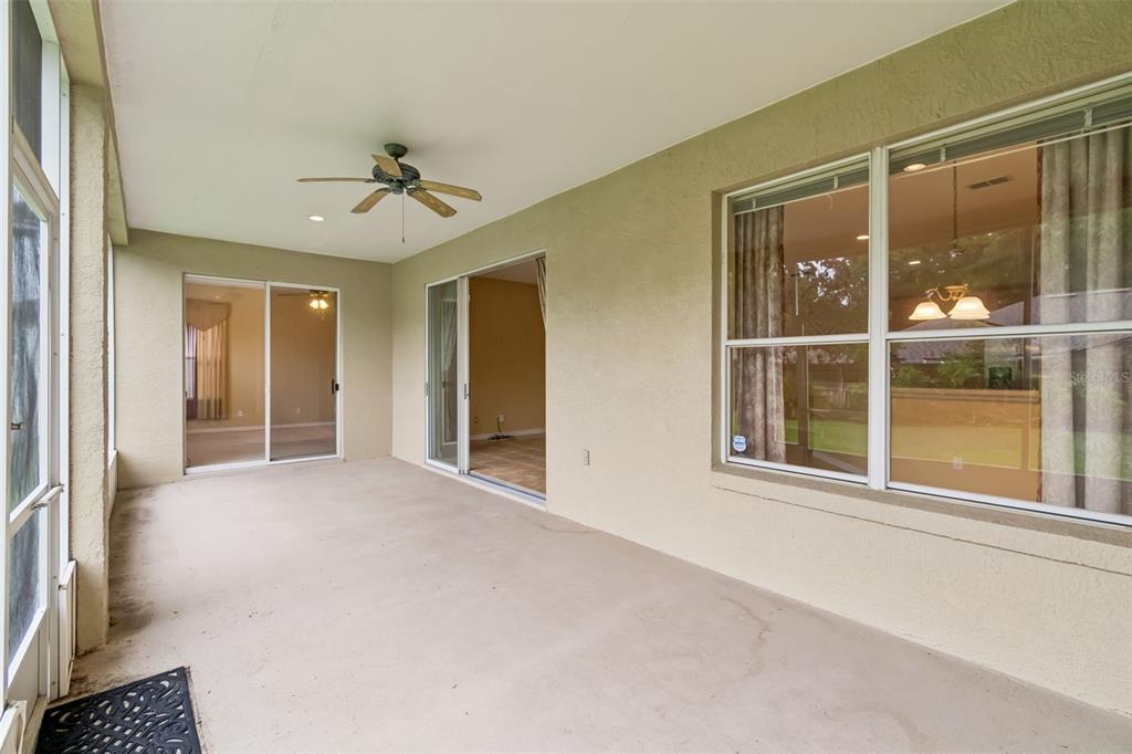 10118 Shortwood Lane Orlando, FL 32836 - Photo 41 of 53 a view of an empty room with a window