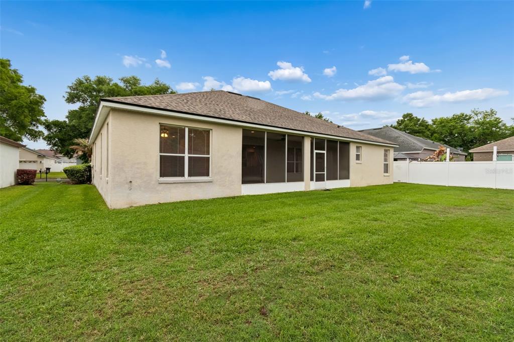 10118 Shortwood Lane Orlando, FL 32836 - Photo 44 of 53 a view of a house with backyard