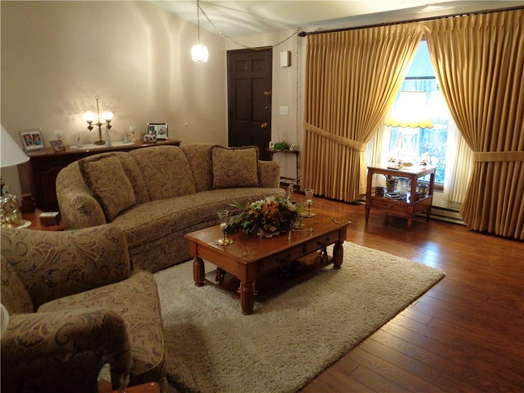 321 Spring Road Belle Vernon, PA 15012 - Photo 3 of 25 LIVING ROOM