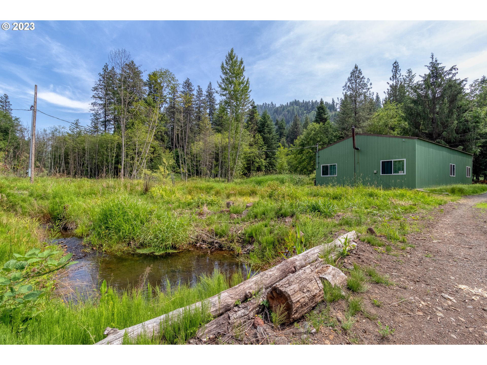 61174 Mill Creek Road Milton Freewater, OR 97862 - Photo 24 of 25 a view of a back yard