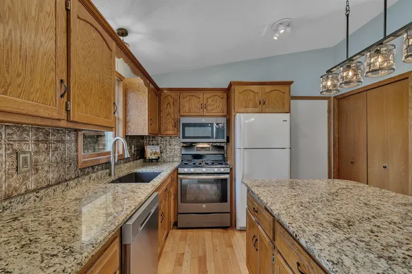$445,000 | 31325 Larkspur Lane, Avon, MN 56310