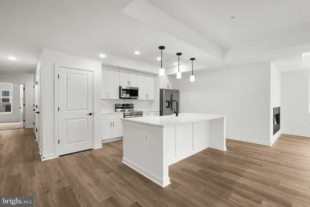 $3,000 | 1631 Blacksmith Way, Unit 214B, Frederick, MD 21702