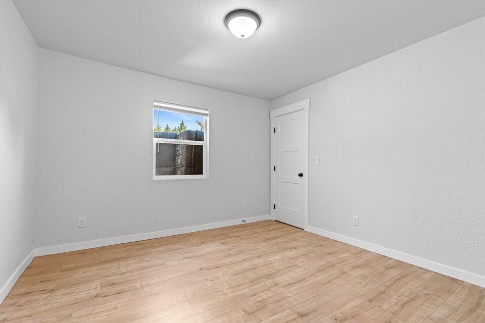 49 Mace Road Medford, OR 97501 - Photo 14 of 22 14