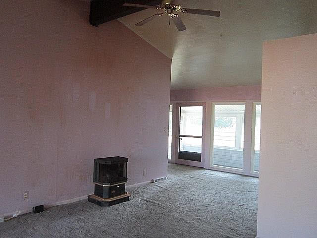 9240 Secor Road Temperance, MI 48182 - Photo 9 of 18 20415337-8.JPG