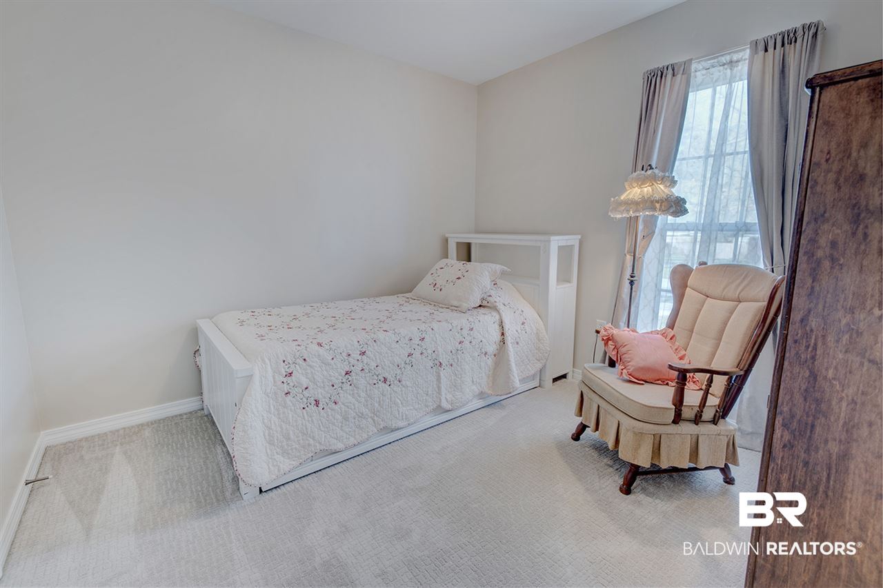 185 Robbins Boulevard Daphne, AL 36526 - Photo 24 of 35 Guest Bedroom