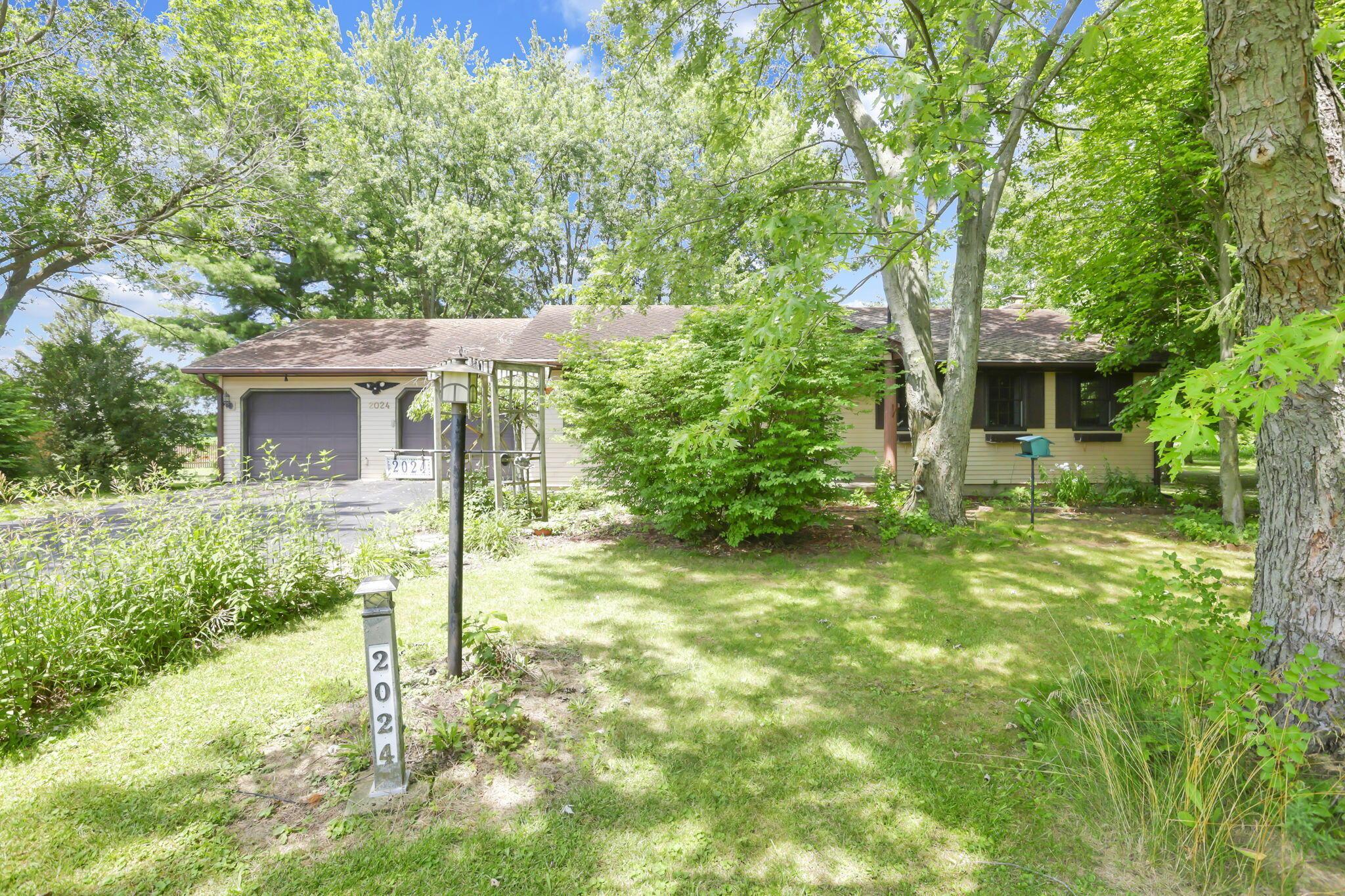 2024 Owens Road West Marion, OH 43302 - Photo 1 of 39 1-web-or-mls-4E7A4499