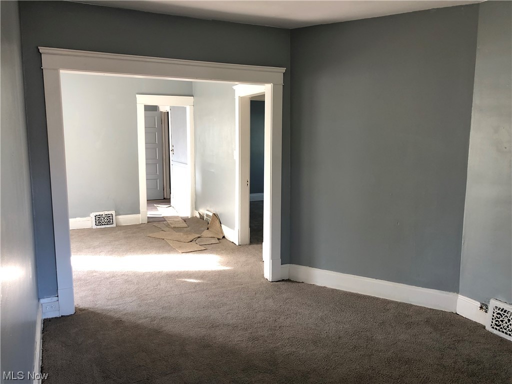13624 Rugby Road Cleveland, OH 44110 - Photo 5 of 17 Gallery Image 5