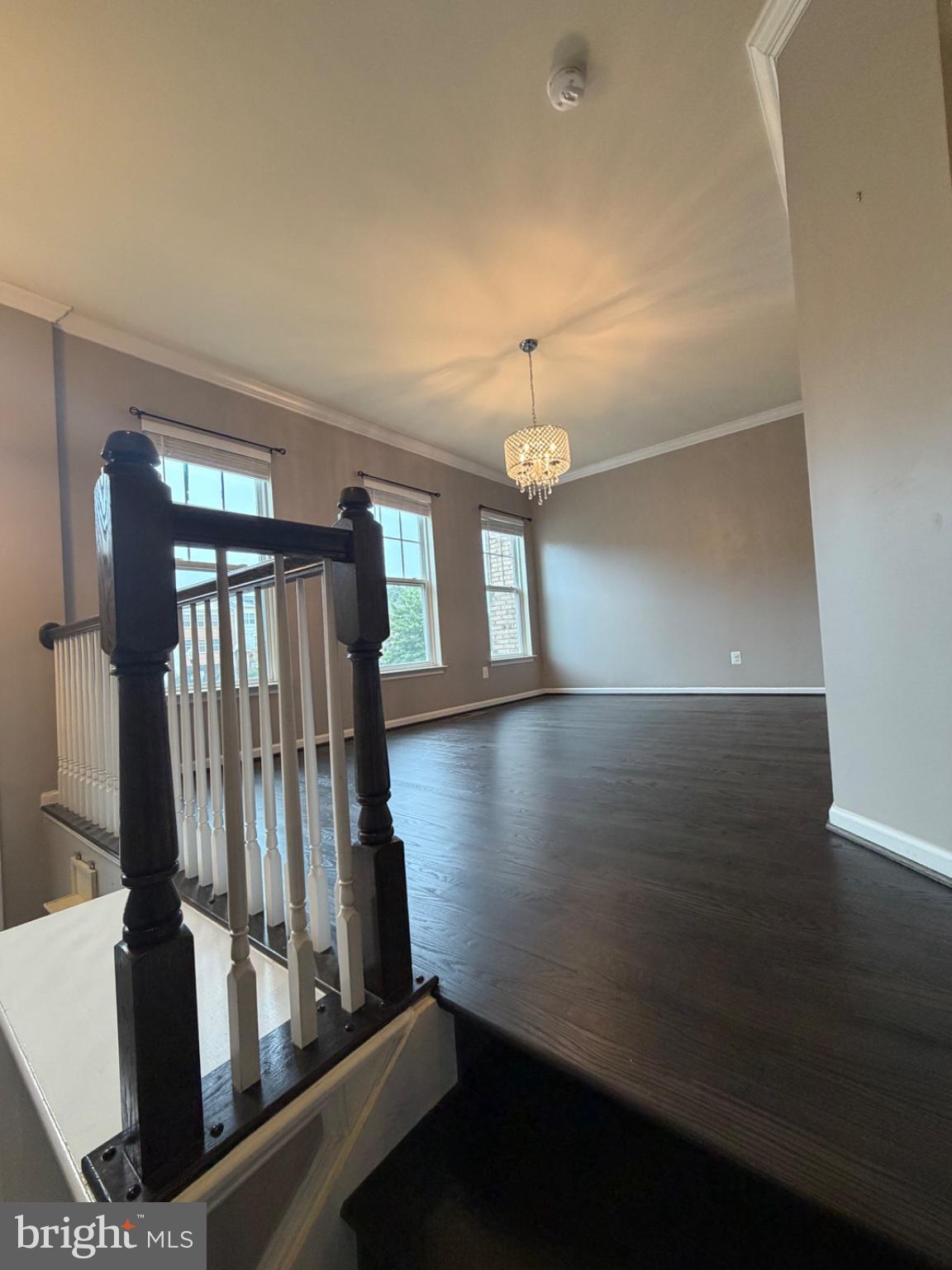 25333 Wakestone Terrace Chantilly, VA 20152 - Photo 23 of 109 Elegant entryway with natural light.