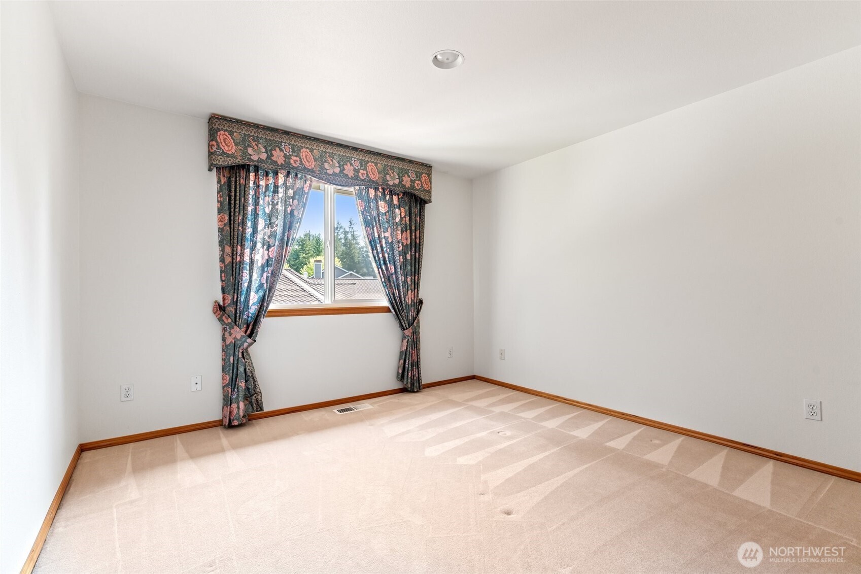 9536 Marlbrook Loop Southeast Olympia, WA 98513 - Photo 36 of 40 a view of an empty room with a window