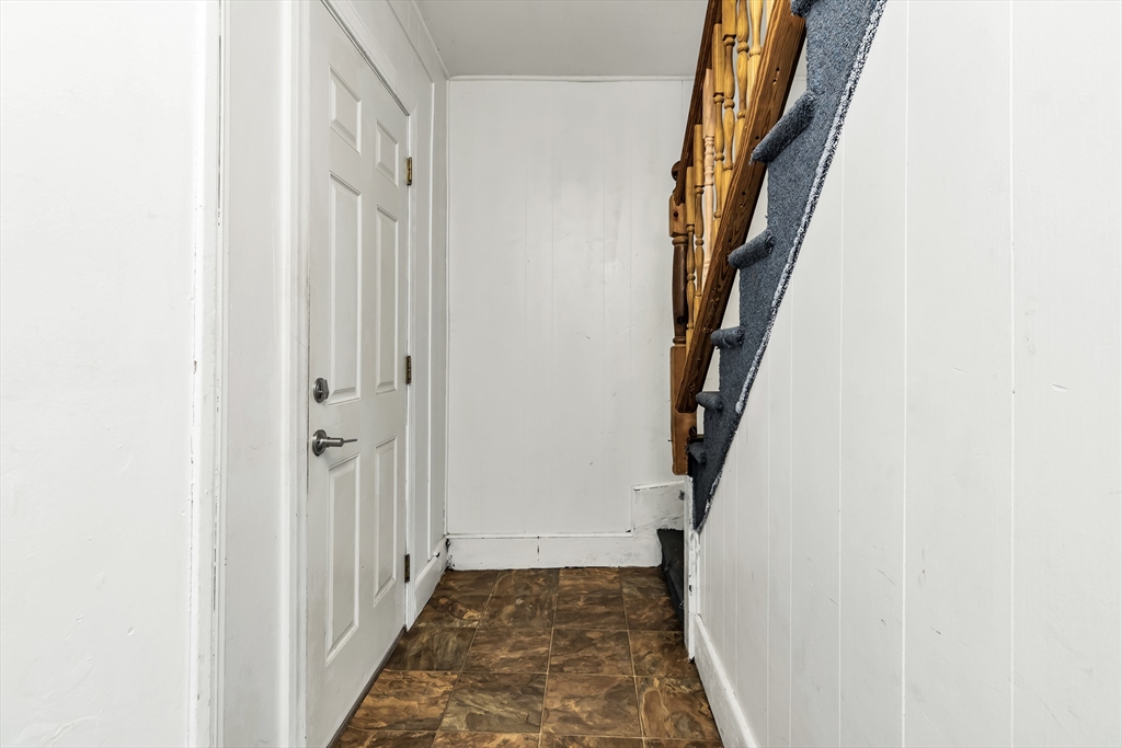 18 Pentucket Street Haverhill, MA 01830 - Photo 15 of 27