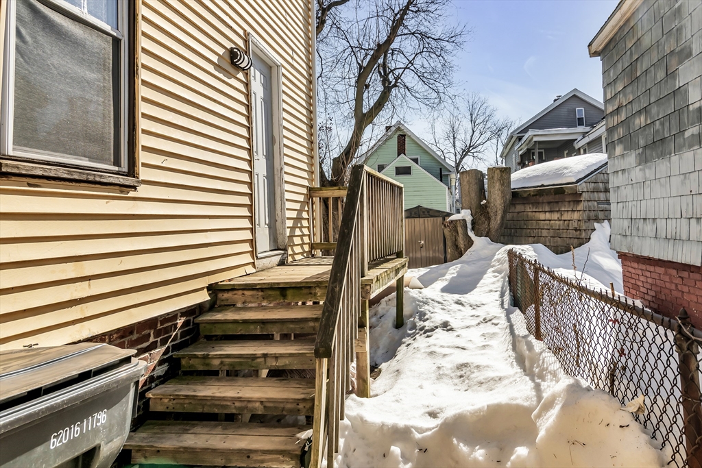18 Pentucket Street Haverhill, MA 01830 - Photo 25 of 27