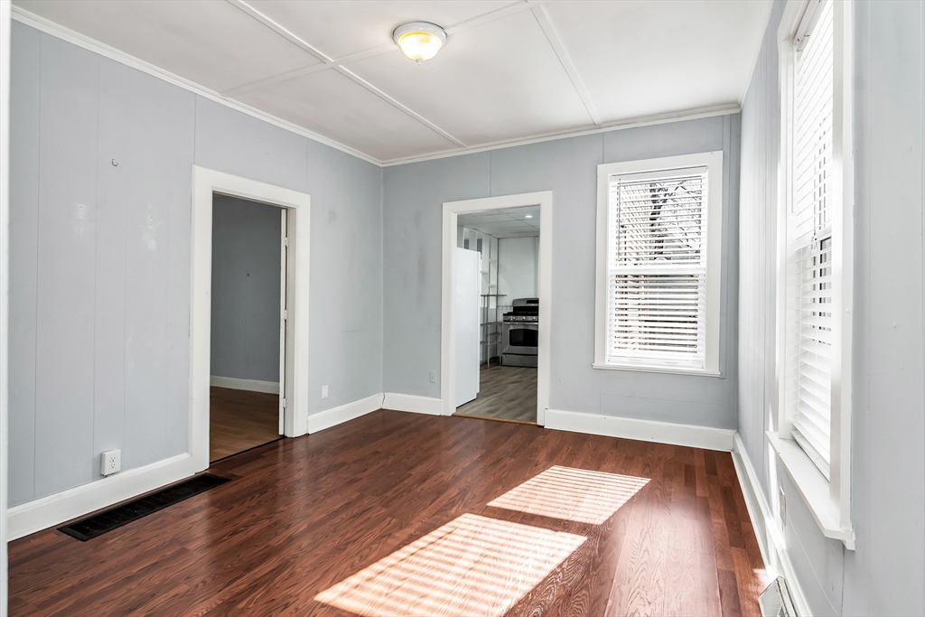 18 Pentucket Street Haverhill, MA 01830 - Photo 4 of 27