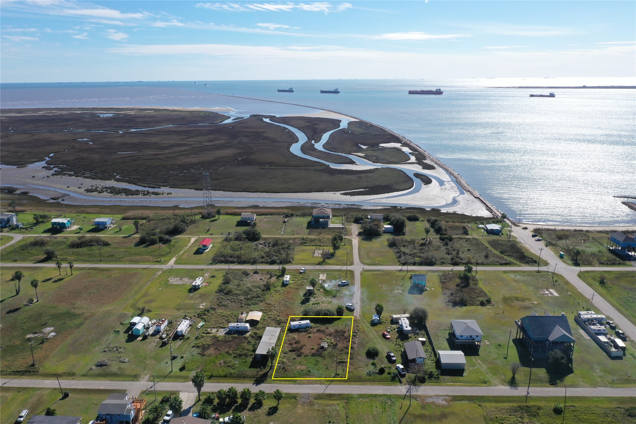 910 18th Street Port Bolivar, TX 77650 - Photo 3 of 3