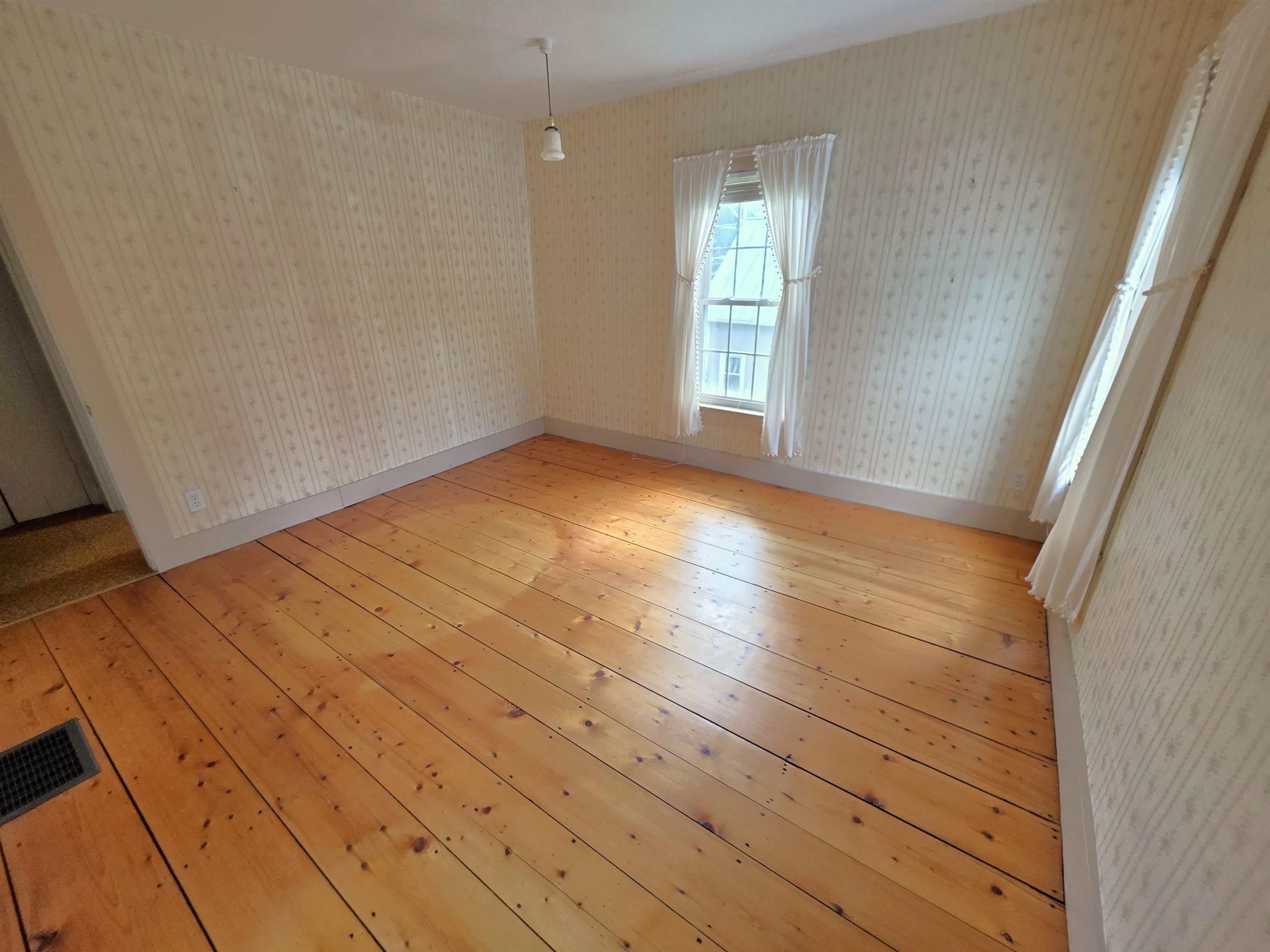 15 Maple Avenue Chelsea, VT 05038 - Photo 22 of 41
