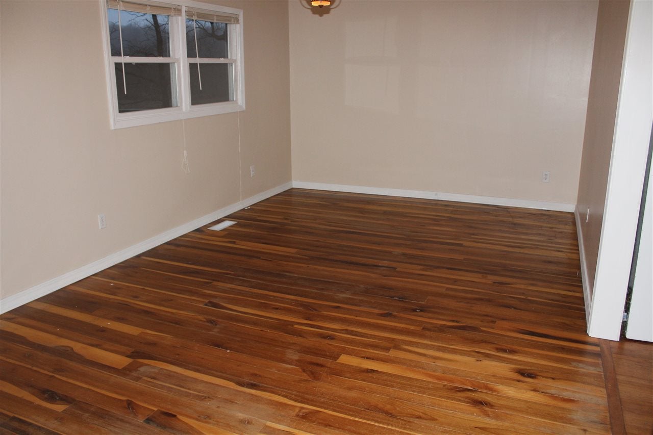1140 Moulder Loop Road Smiths Grove, KY 42171 - Photo 12 of 14 Gallery Image 12