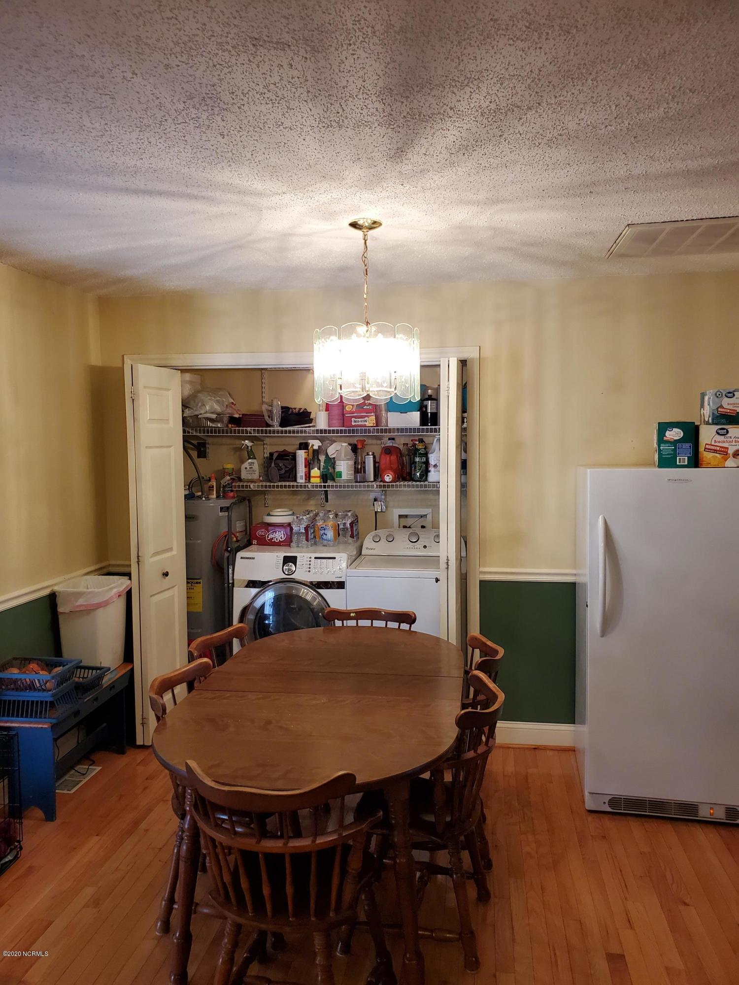 556 Possum Track Road Chocowinity, NC 27817 - Photo 31 of 57 032
