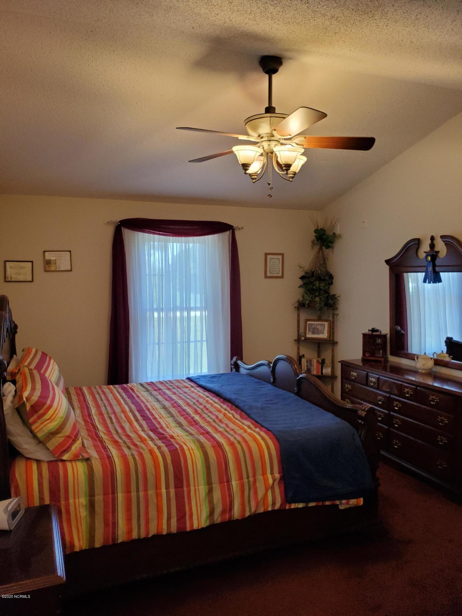 556 Possum Track Road Chocowinity, NC 27817 - Photo 33 of 57 034 Master