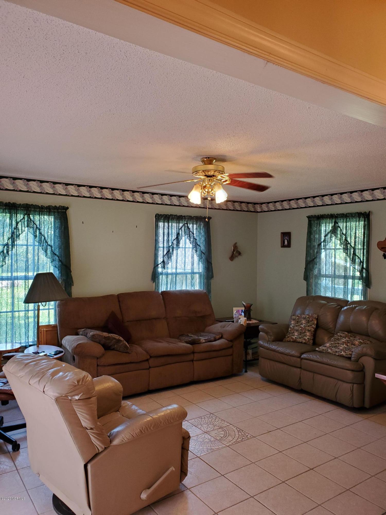 556 Possum Track Road Chocowinity, NC 27817 - Photo 53 of 57 054