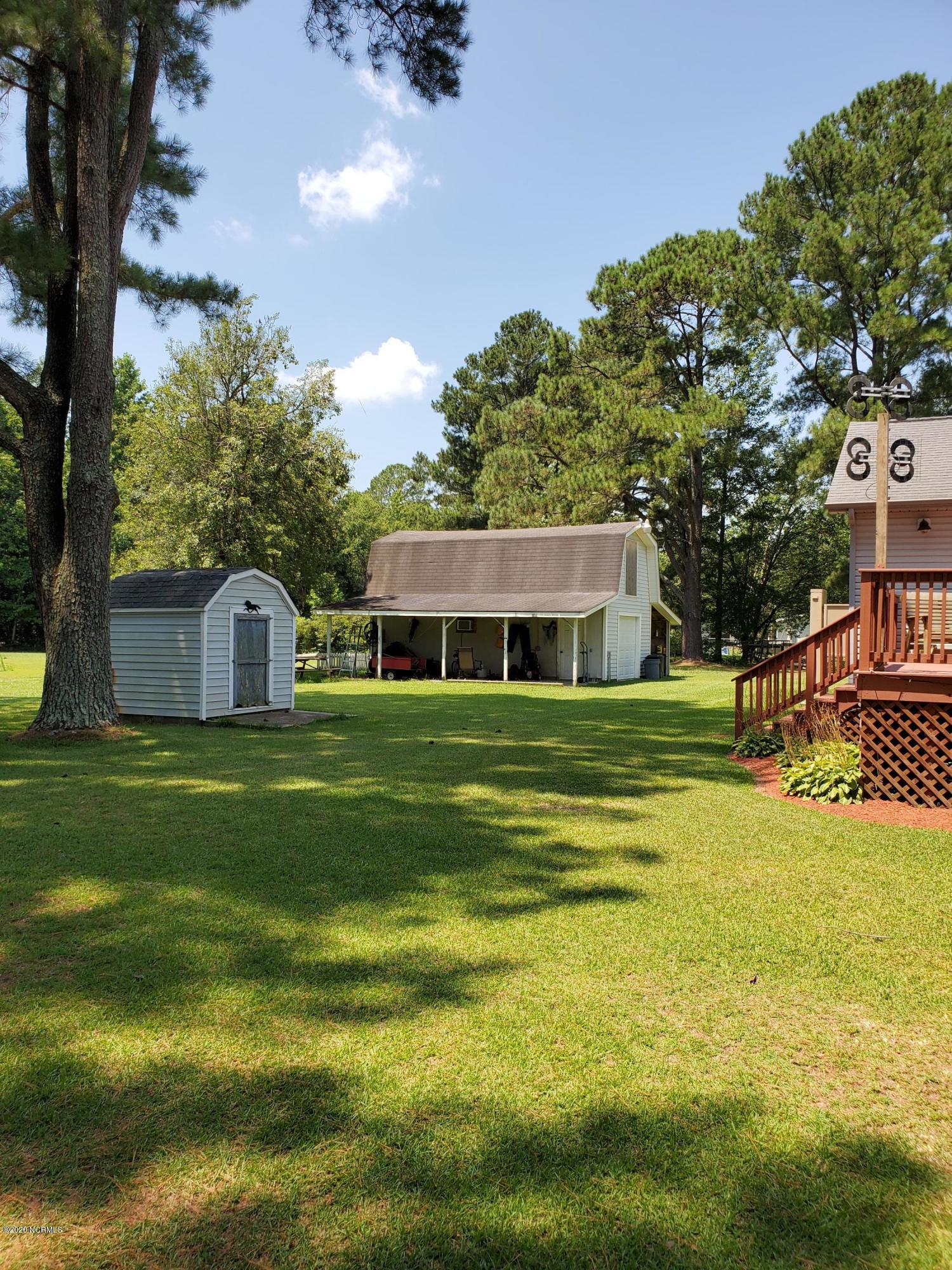 556 Possum Track Road Chocowinity, NC 27817 - Photo 10 of 57 010
