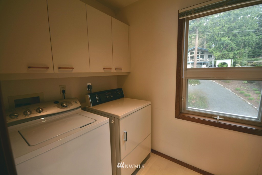 14781 Entner Road Anacortes, WA 98221 - Photo 15 of 25 Gallery Image 15