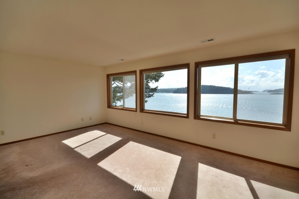 14781 Entner Road Anacortes, WA 98221 - Photo 8 of 25 Gallery Image 8