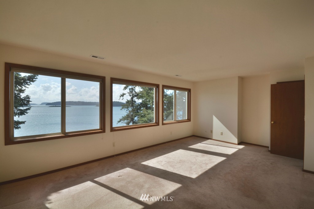 14781 Entner Road Anacortes, WA 98221 - Photo 10 of 25 Gallery Image 10
