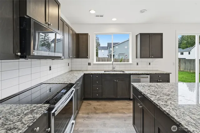 $828,000 | 7343 31st Place Northeast, Marysville, WA 98270