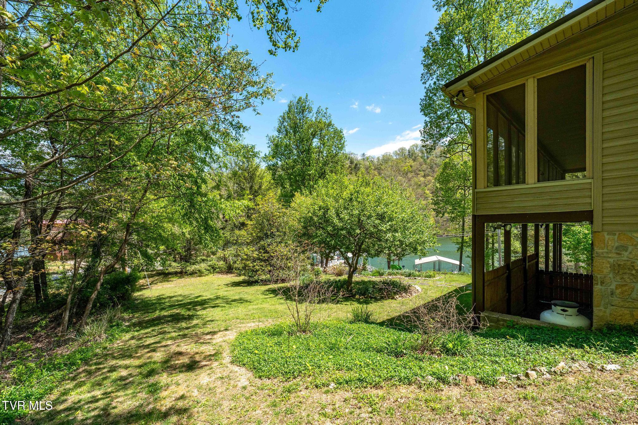 248 Cable Hollow Road Butler, TN 37640 - Photo 27 of 106 248 Cable Hollow Road (54 of 132)