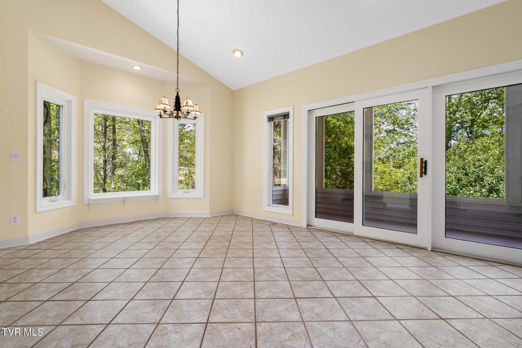 248 Cable Hollow Road Butler, TN 37640 - Photo 53 of 106 248 Cable Hollow Road (88 of 132)