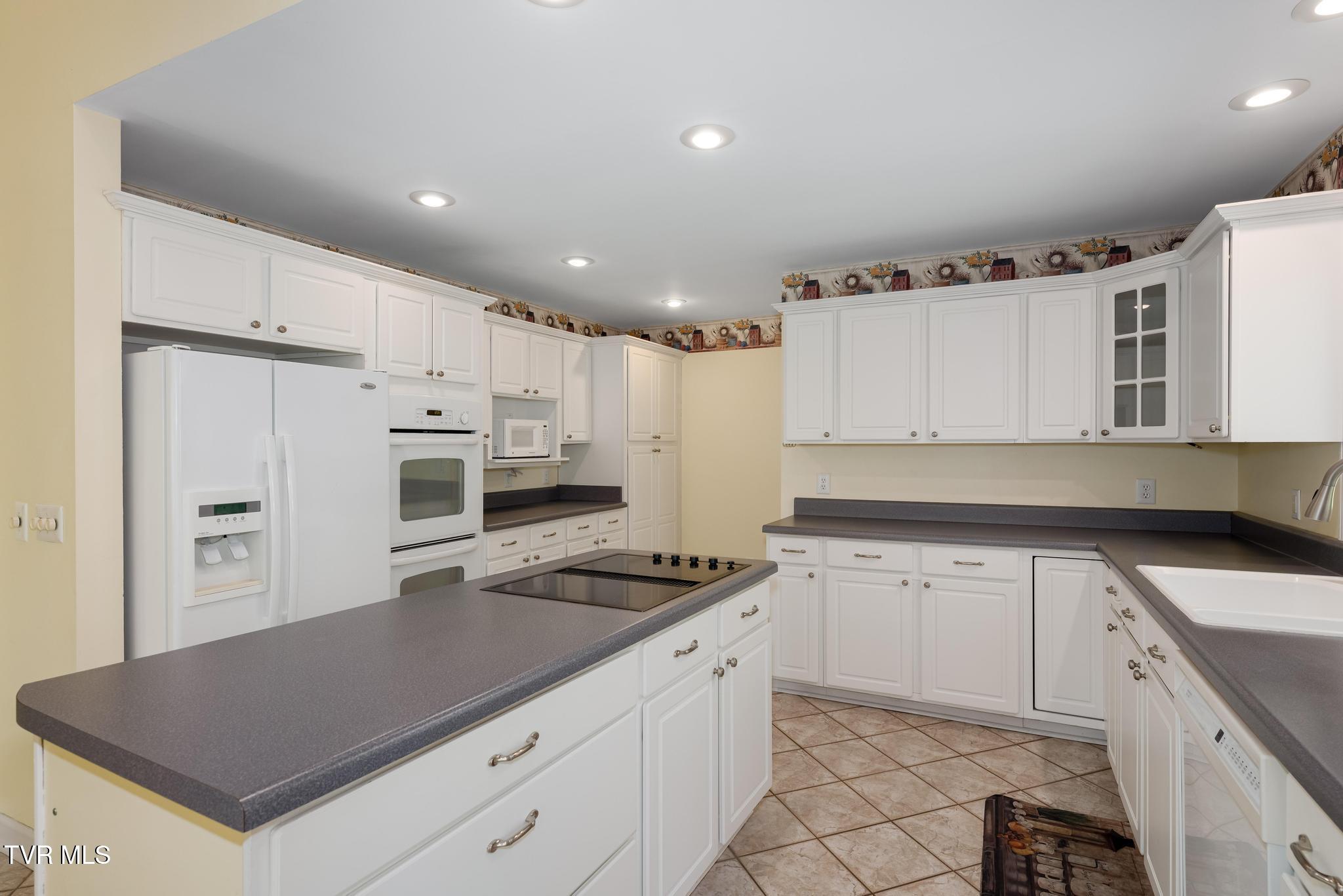 248 Cable Hollow Road Butler, TN 37640 - Photo 58 of 106 248 Cable Hollow Road (92 of 132)