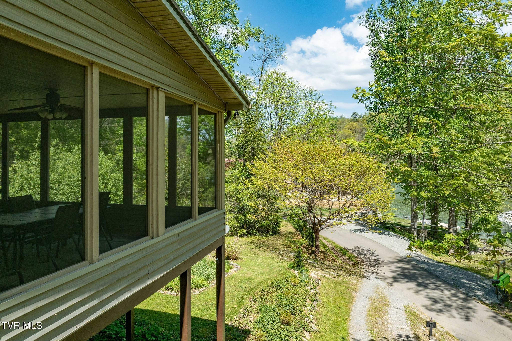248 Cable Hollow Road Butler, TN 37640 - Photo 97 of 106 248 Cable Hollow Road (17 of 132)