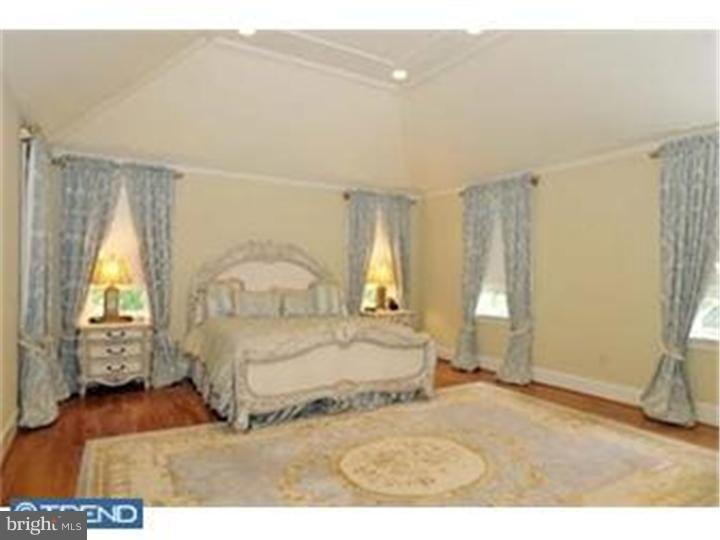 1010 Merion Square Road Gladwyne, PA 19035 - Photo 7 of 10