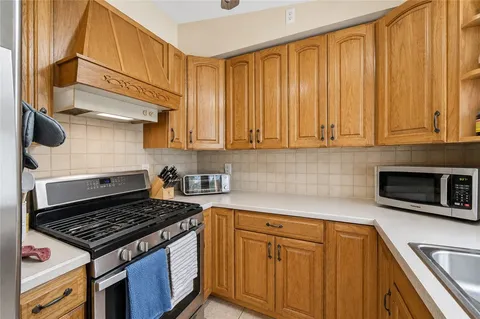 $499,990 | 221 Canal Street, Westerly, RI 02891