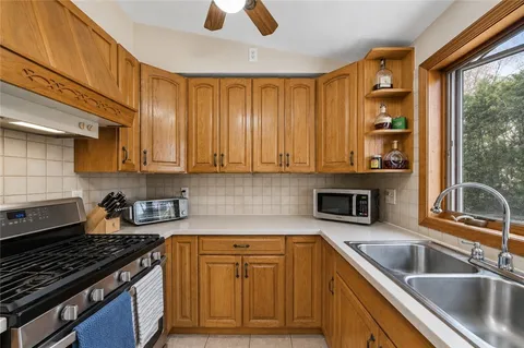 $499,990 | 221 Canal Street, Westerly, RI 02891