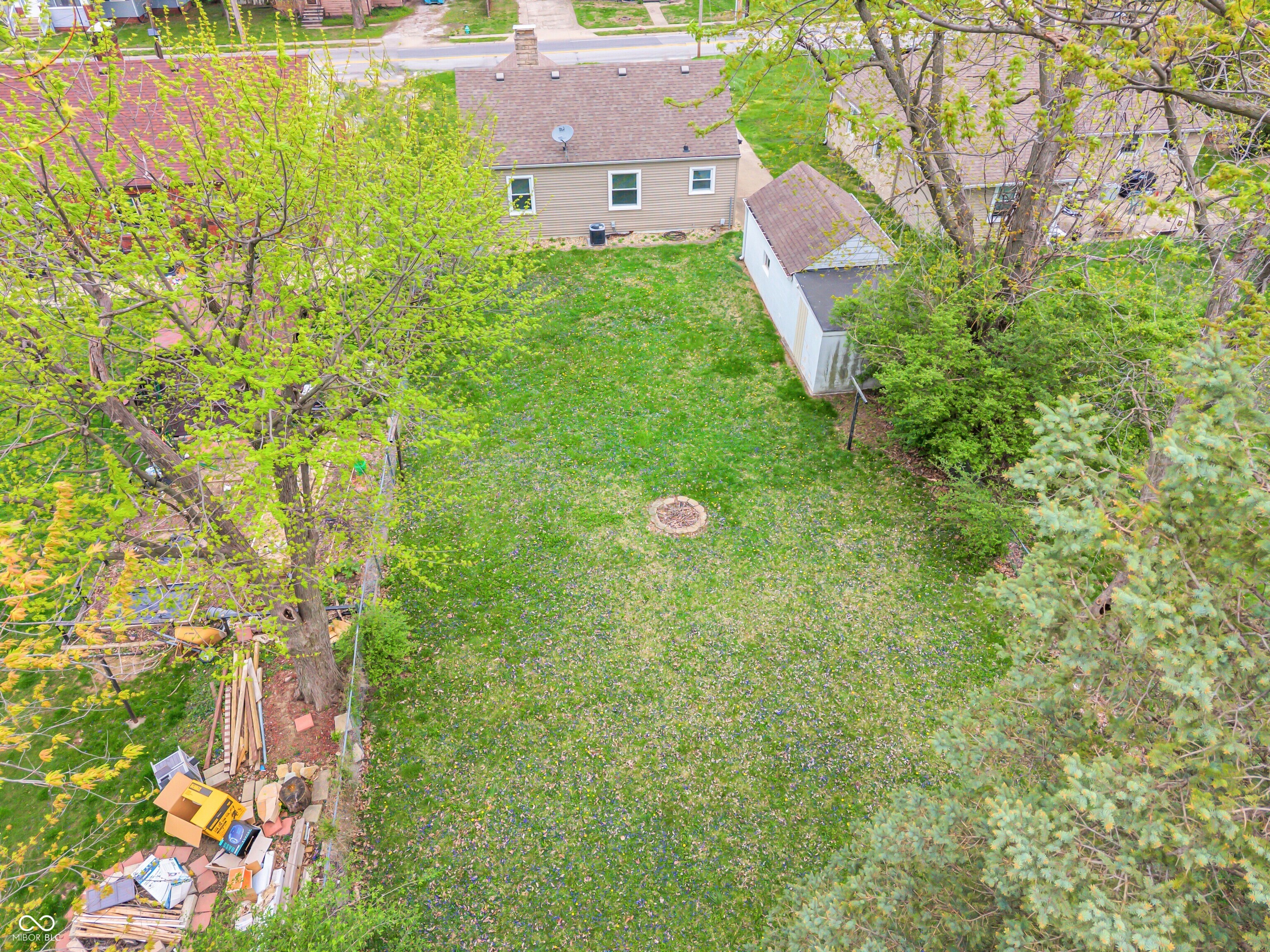 1243 East Thompson Road Indianapolis, IN 46227 - Photo 23 of 25 Gallery Image 23