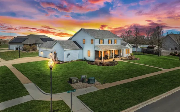 $497,500 | 410 West Sangamon Street, Fisher, IL 61843