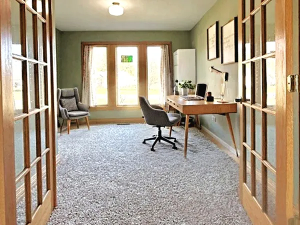 $497,500 | 410 West Sangamon Street, Fisher, IL 61843