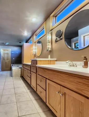 $497,500 | 410 West Sangamon Street, Fisher, IL 61843