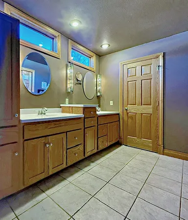 $497,500 | 410 West Sangamon Street, Fisher, IL 61843