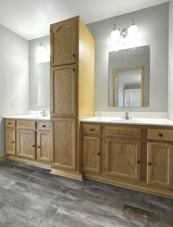 $497,500 | 410 West Sangamon Street, Fisher, IL 61843