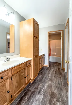 $497,500 | 410 West Sangamon Street, Fisher, IL 61843