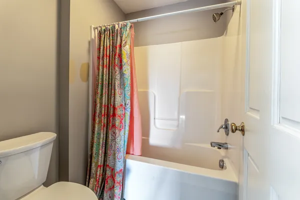 $497,500 | 410 West Sangamon Street, Fisher, IL 61843