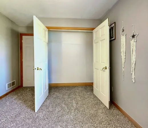 $497,500 | 410 West Sangamon Street, Fisher, IL 61843