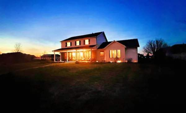 $497,500 | 410 West Sangamon Street, Fisher, IL 61843